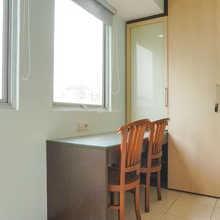 Cozy Living 1Br Maple Park Sunter Apartment By Travelio